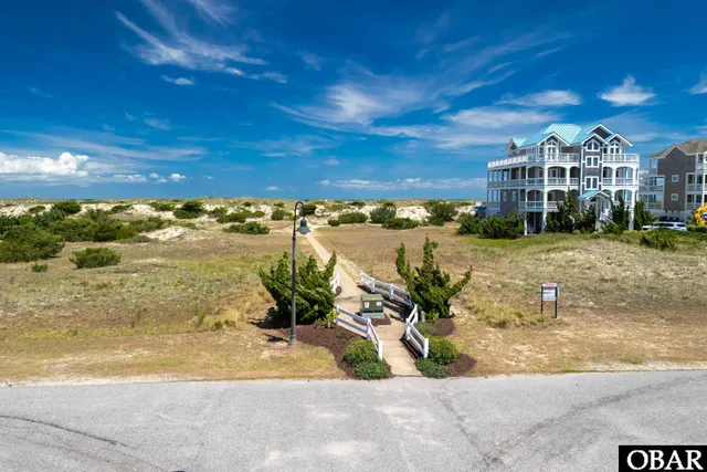 $300,000 | 27205 Spritsail Court, Salvo, NC 27982