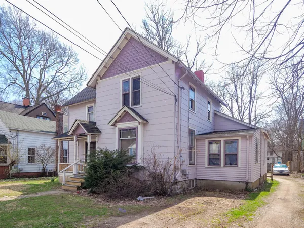 $205,000 | 731 Village Street, Kalamazoo, MI 49008
