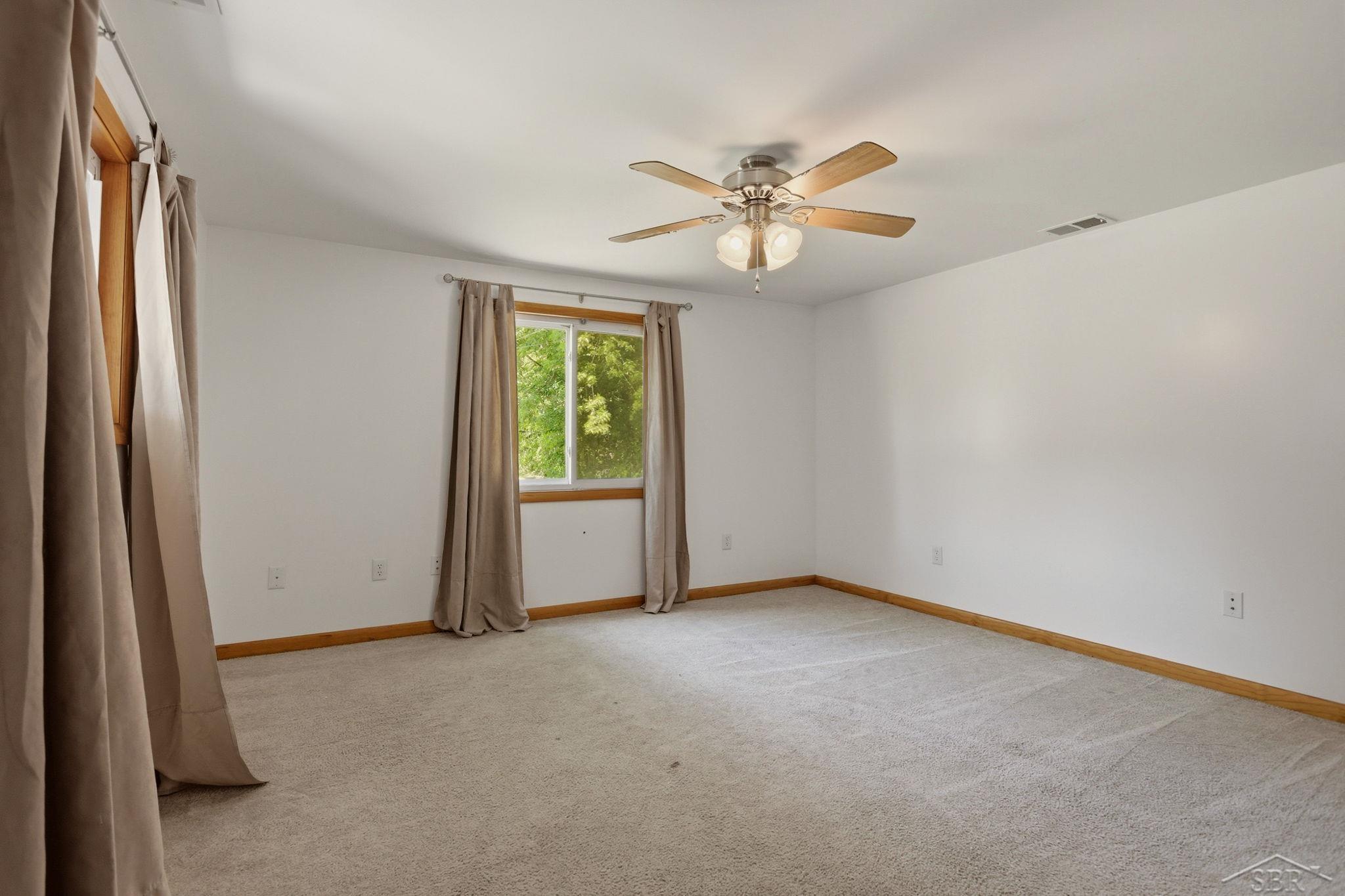 1177 South Poseyville Road Midland, MI 48640 - Photo 15 of 32
