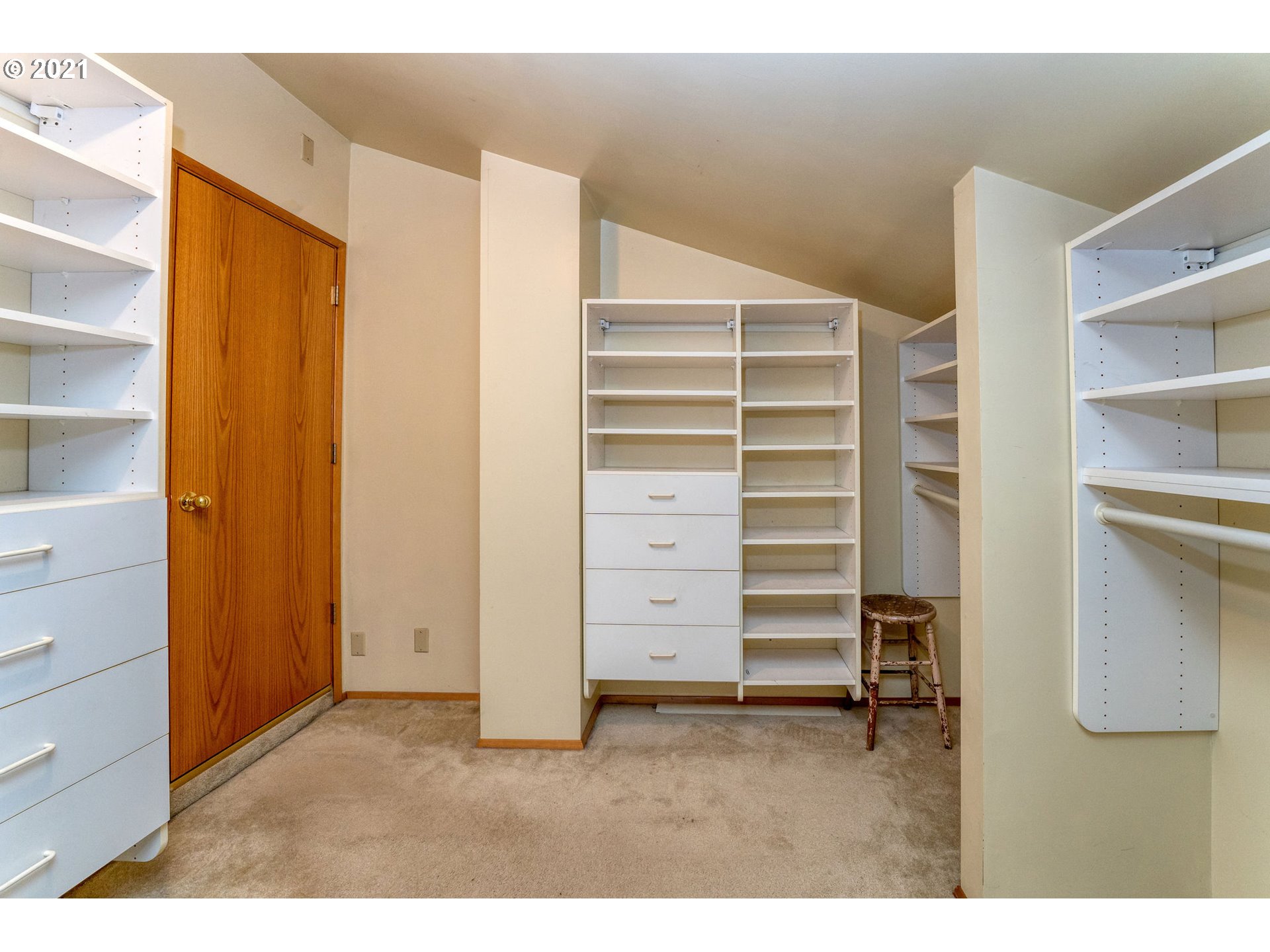18721 Cook Street Oregon City, OR 97045 - Photo 16 of 25 Gallery Image 16