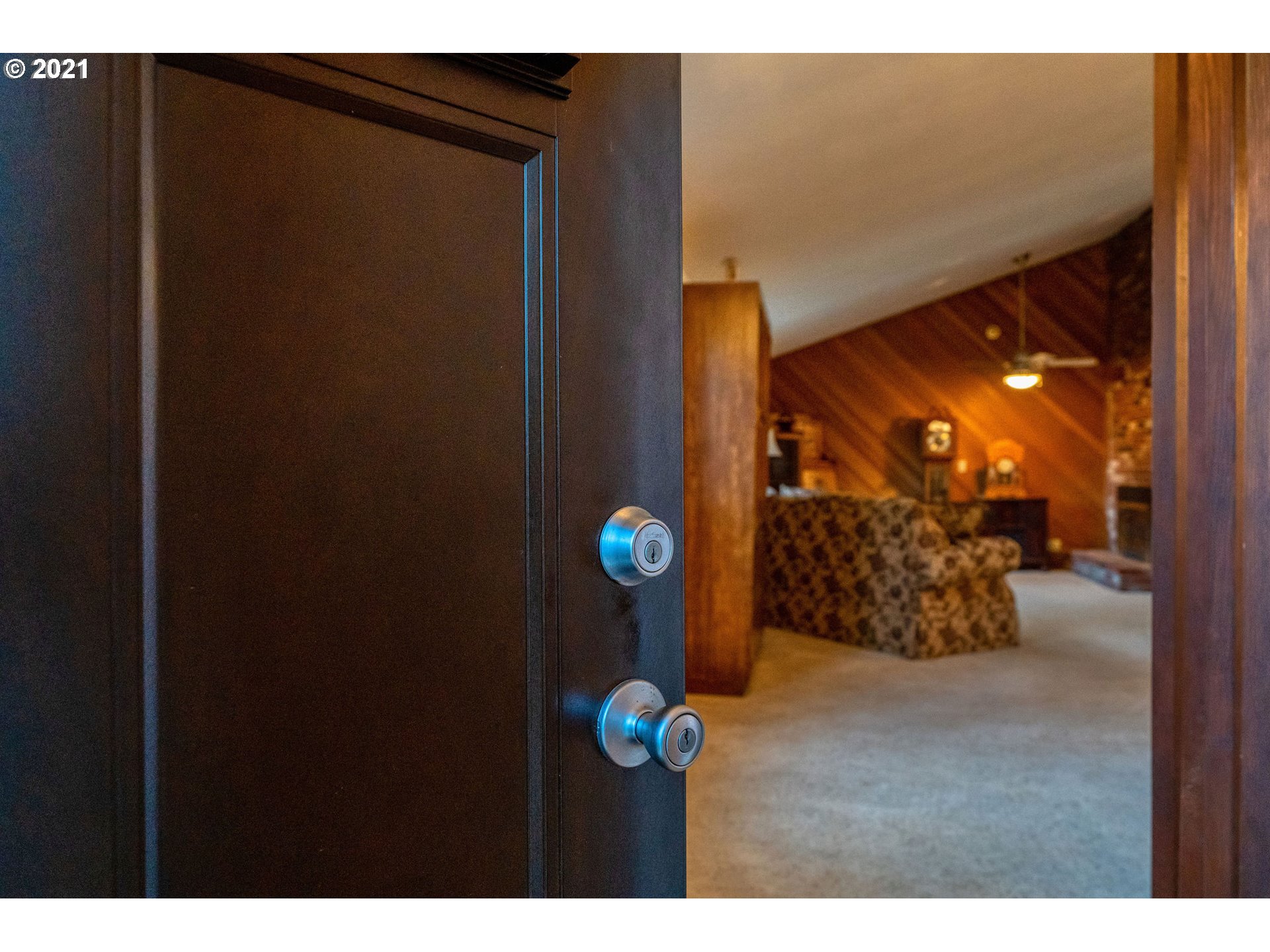 18721 Cook Street Oregon City, OR 97045 - Photo 4 of 25 Gallery Image 4
