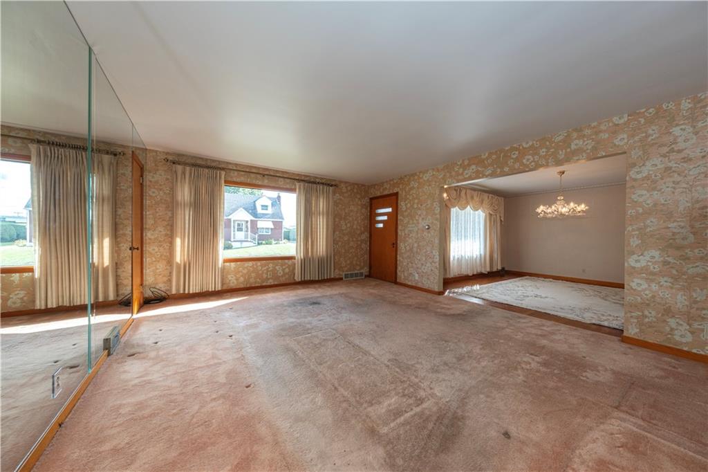 1321 Reeves Avenue Monessen, PA 15062 - Photo 3 of 41 Gallery Image 3