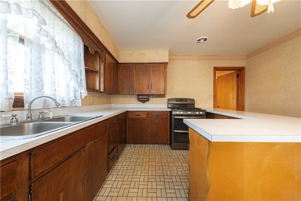 1321 Reeves Avenue Monessen, PA 15062 - Photo 8 of 41 Gallery Image 8