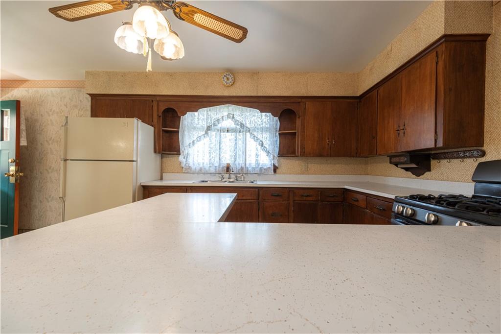 1321 Reeves Avenue Monessen, PA 15062 - Photo 10 of 41 Gallery Image 10