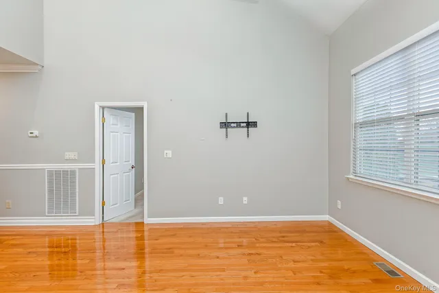 $650,000 | 45 Halley Lane, Miller Place, NY 11764