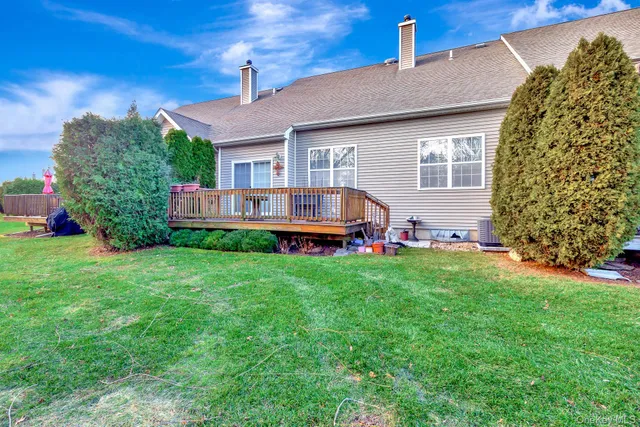 $650,000 | 45 Halley Lane, Miller Place, NY 11764