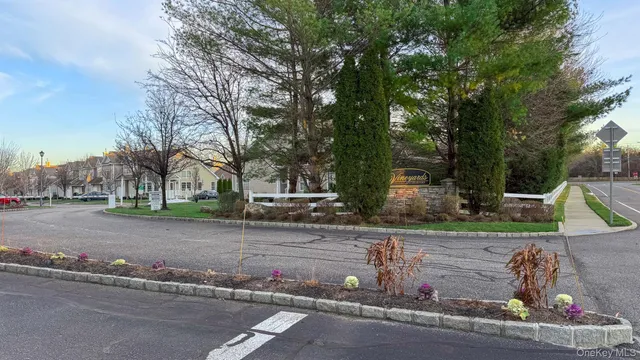 $650,000 | 45 Halley Lane, Miller Place, NY 11764