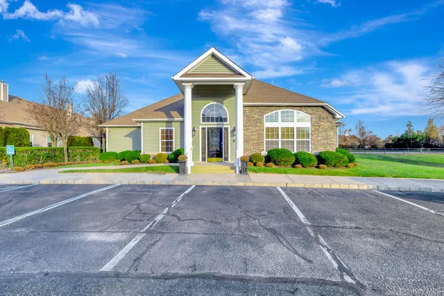 $650,000 | 45 Halley Lane, Miller Place, NY 11764