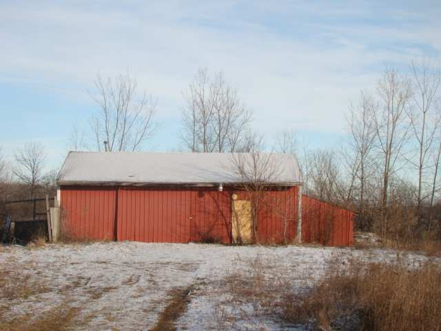 846 Fitz Road Goodells, MI 48027 - Photo 11 of 13 31084984-10.JPG