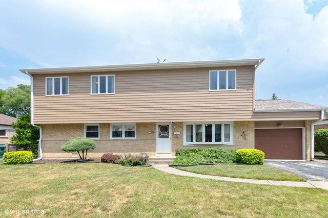 10817 Austin Avenue Chicago Ridge, IL 60415 - Photo 1 of 13