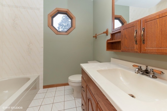 10817 Austin Avenue Chicago Ridge, IL 60415 - Photo 12 of 13