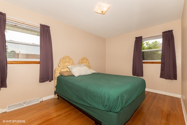 10817 Austin Avenue Chicago Ridge, IL 60415 - Photo 4 of 13