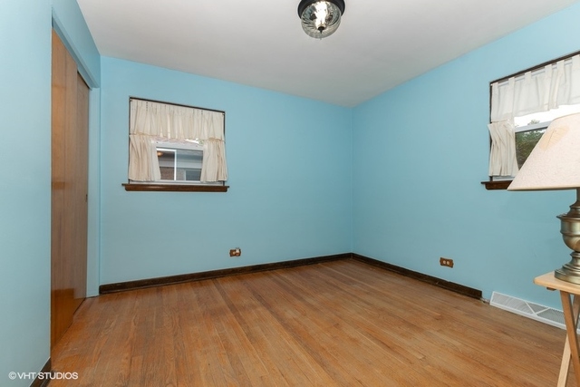 10817 Austin Avenue Chicago Ridge, IL 60415 - Photo 5 of 13