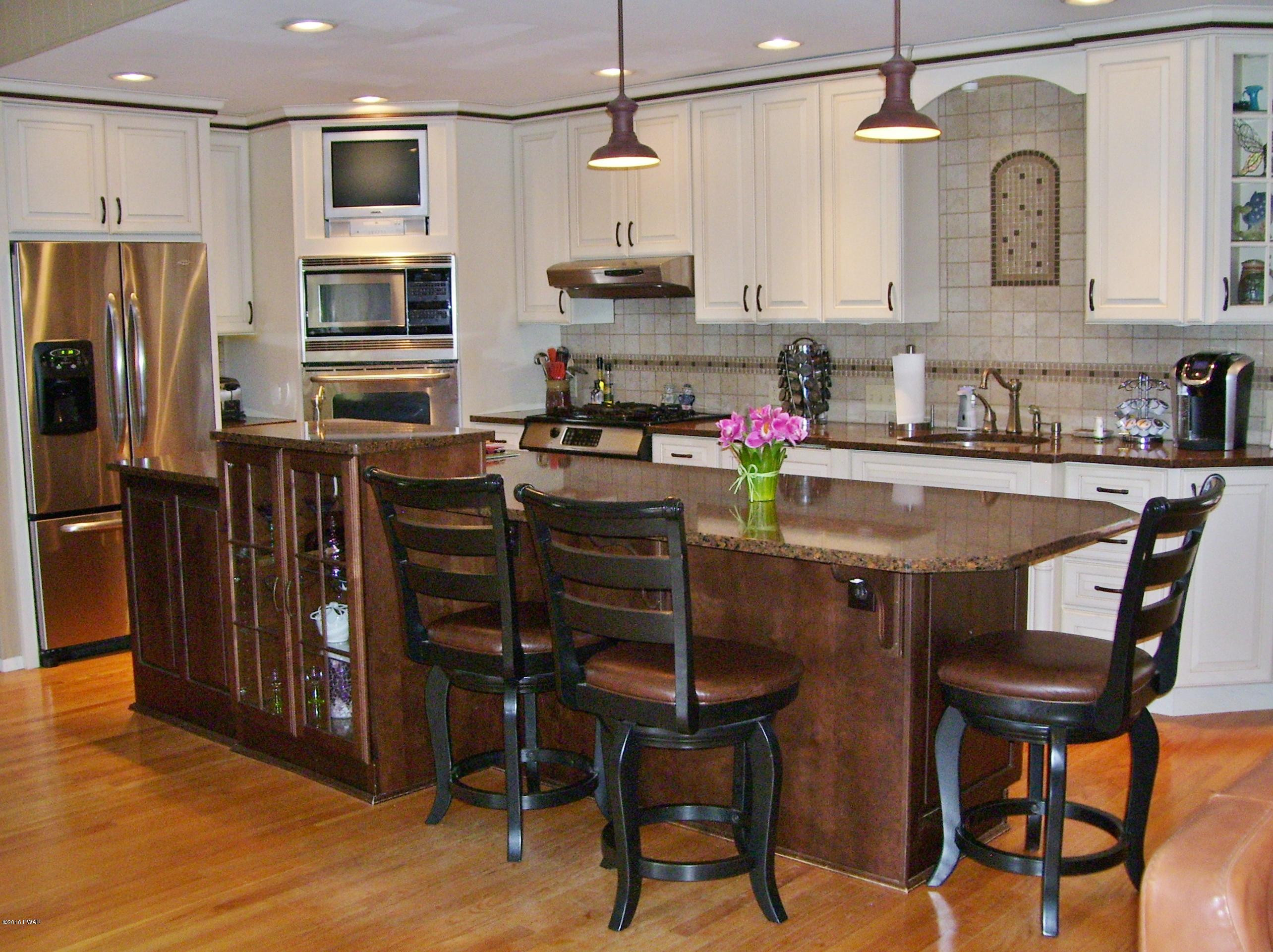 261 Oak Hill Road Hawley, PA 18428 - Photo 9 of 92 Kitchen