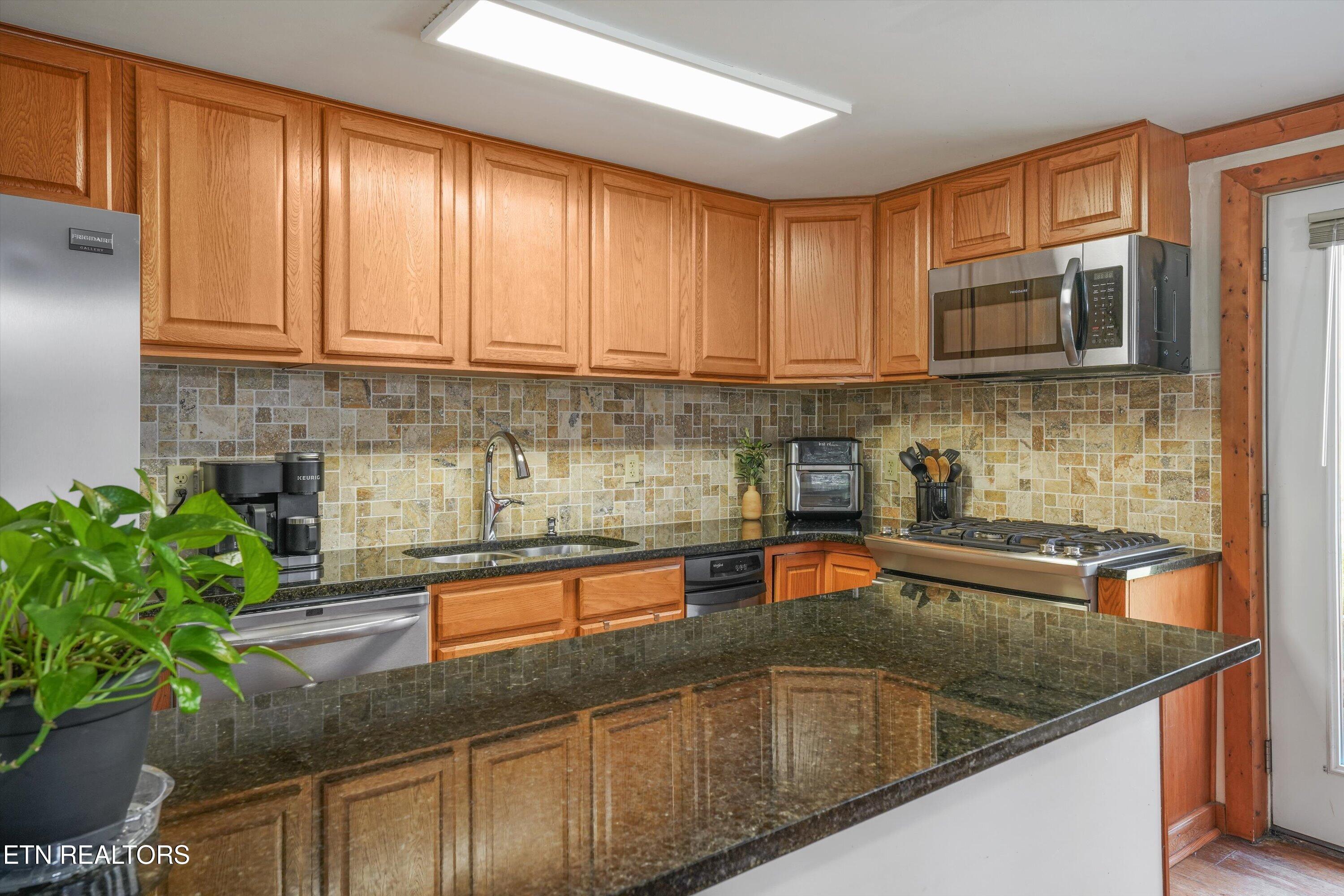 1015 Reagan Springs Road Seymour, TN 37865 - Photo 9 of 50 16-1015 Reagan Springs Rd07