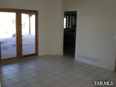 4262 West Crestview Road Tucson, AZ 85745 - Photo 4 of 20 Gallery Image 4