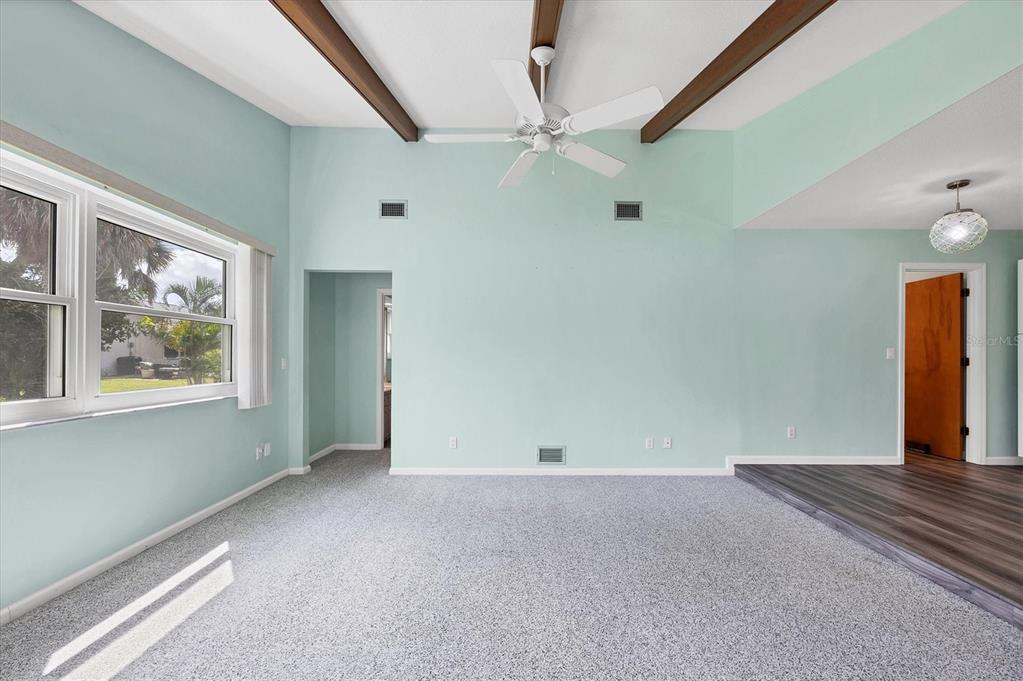 5833 Harrison Road Venice, FL 34293 - Photo 15 of 51