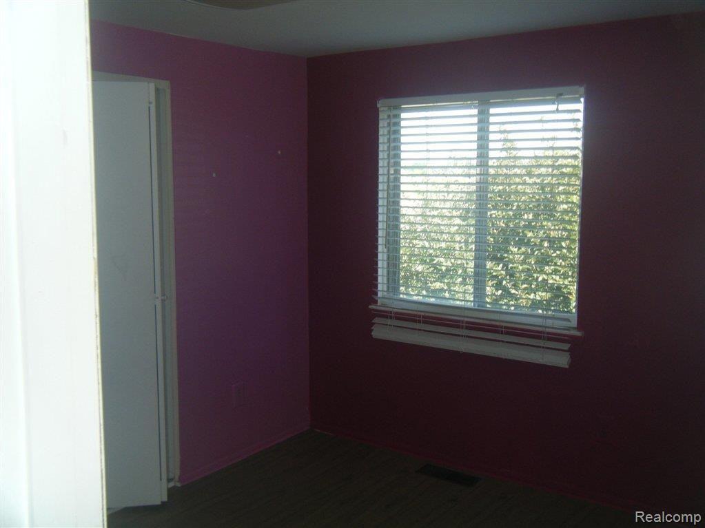 6566 29 Mile Road Washington, MI 48094 - Photo 9 of 25 DSCF6277.JPG