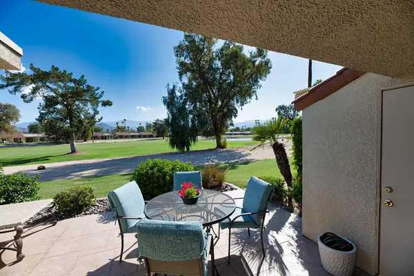 $2,700 | 77361 Preston Trail, Palm Desert, CA 92211