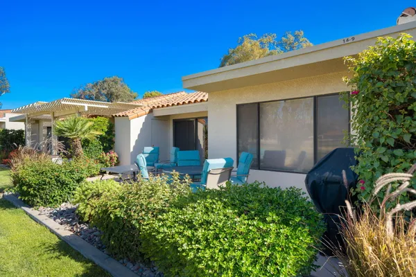 $2,700 | 77361 Preston Trail, Palm Desert, CA 92211