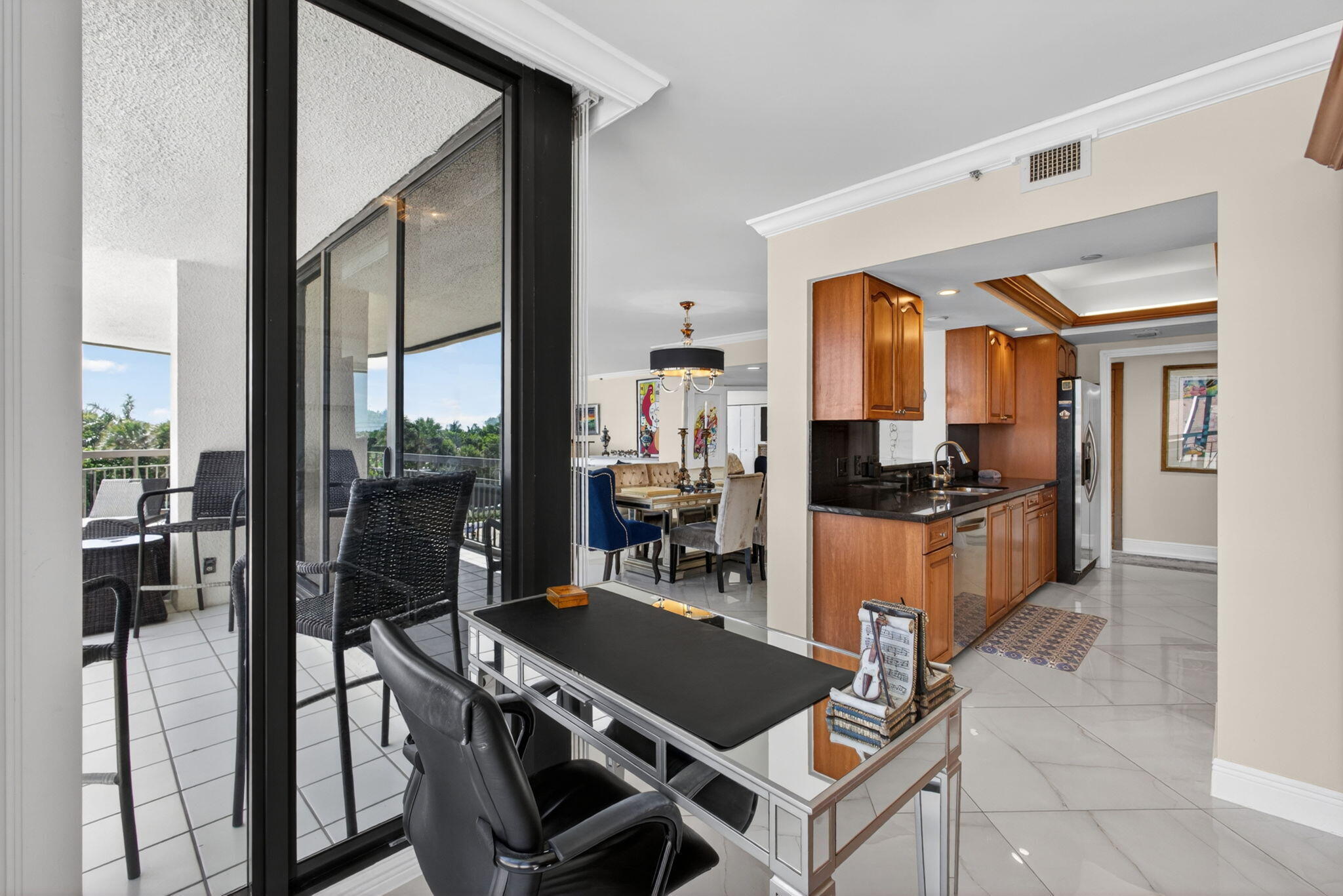 4100 North Ocean Drive, Unit 304 Riviera Beach, FL 33404 - Photo 23 of 64 9-web-or-mls-5D1A6878