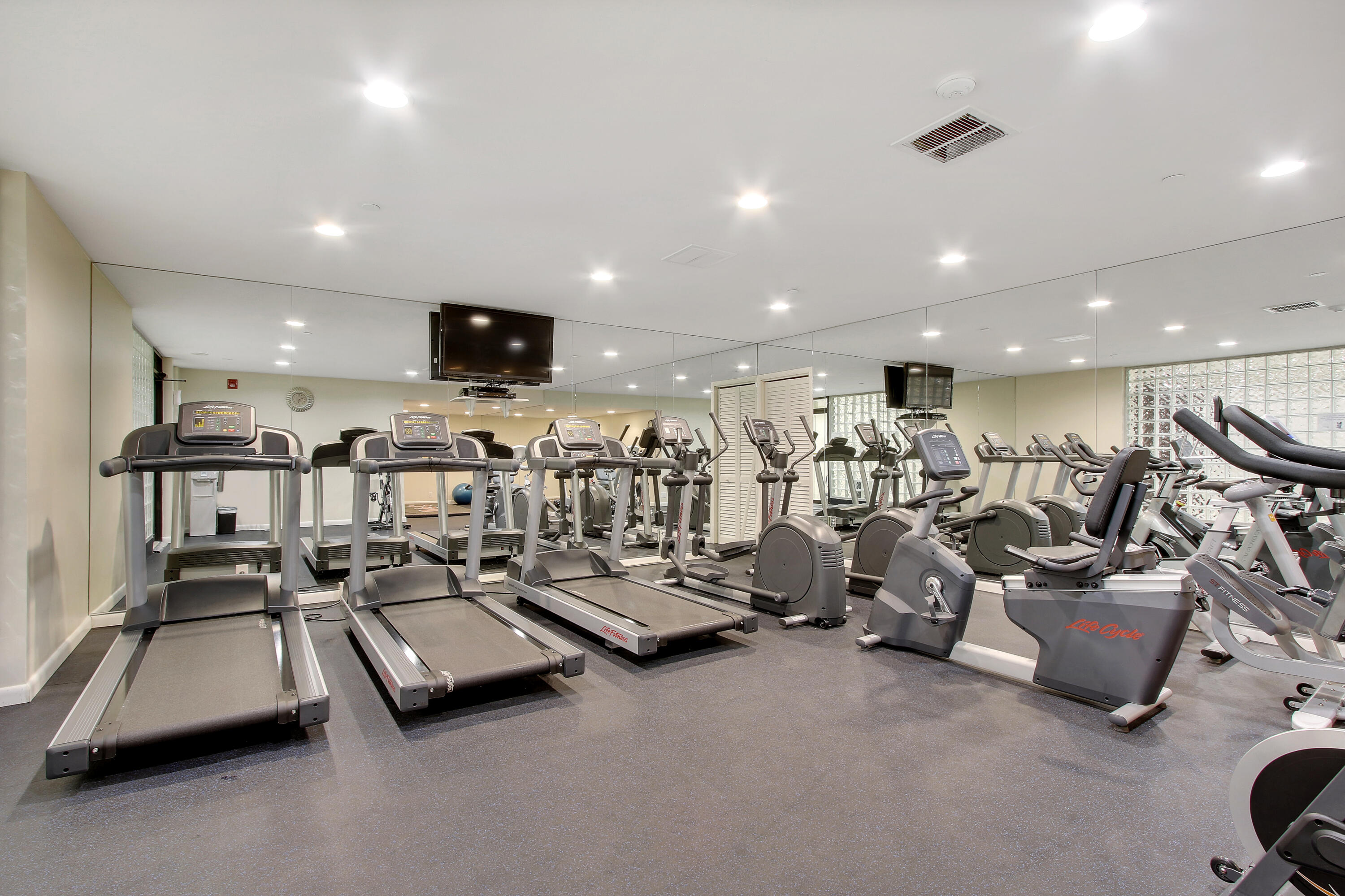 4100 North Ocean Drive, Unit 304 Riviera Beach, FL 33404 - Photo 51 of 64 Gym 1