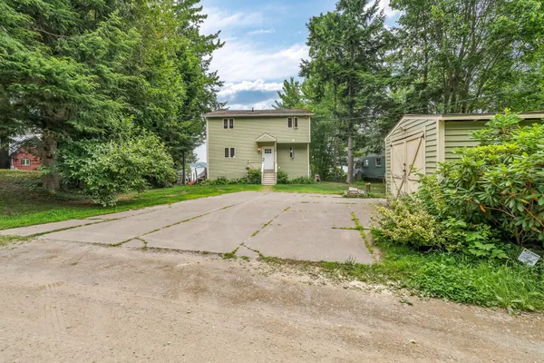 $599,900 | 185 Lakeside Landing Road, Glenburn, ME 04401