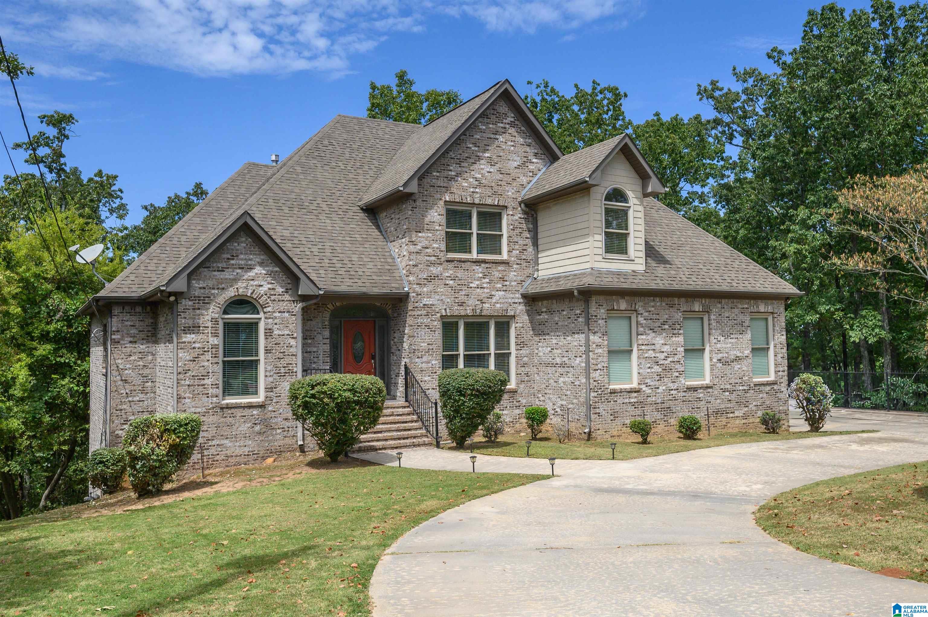 4586 South Shades Crest Road Bessemer, AL 35022 - Photo 3 of 60