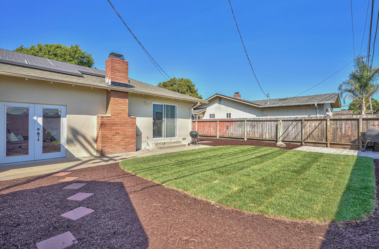 222 La Mesa Drive Salinas, CA 93901 - Photo 33 of 34 a front view of a house with garden