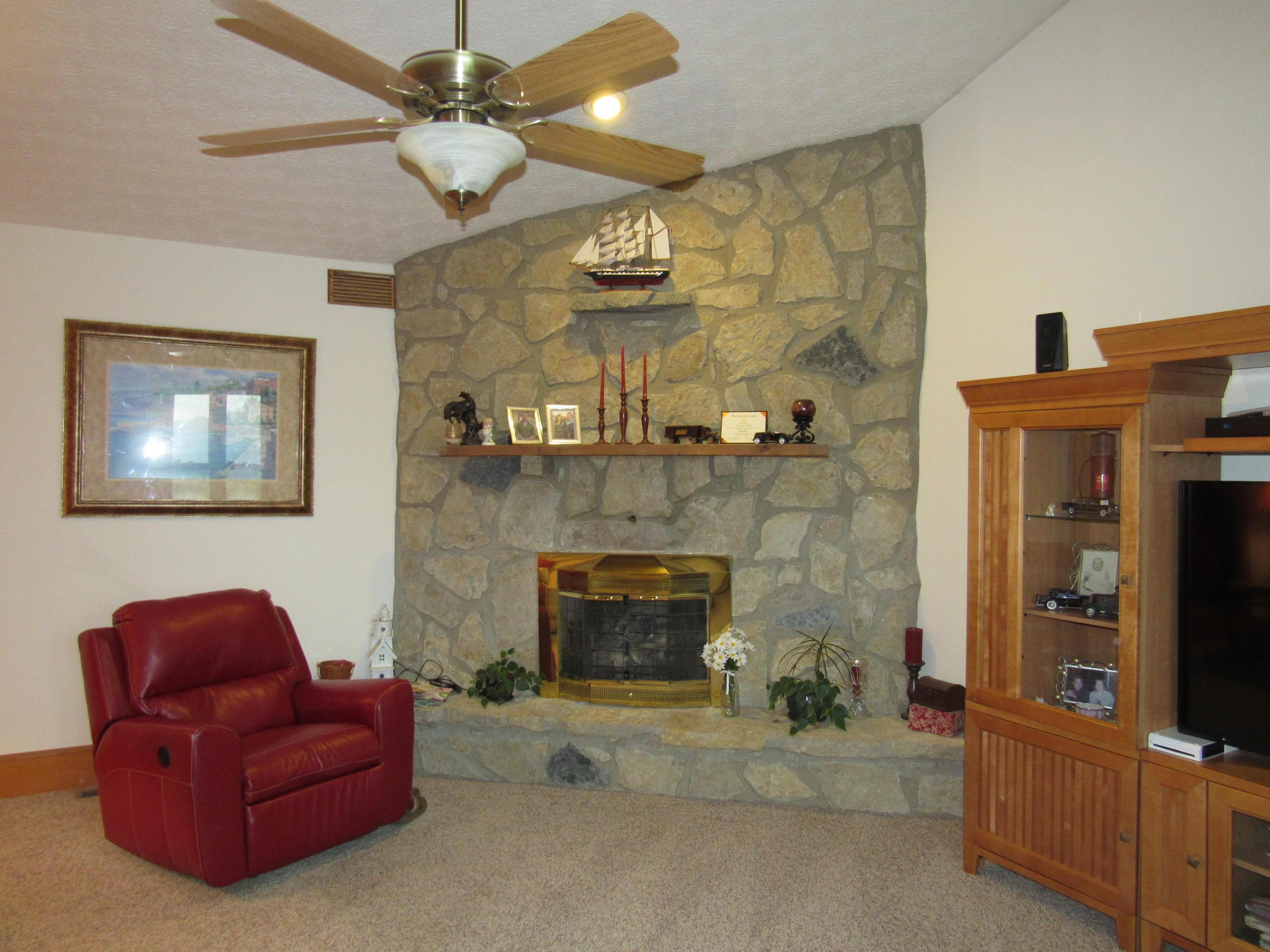 5275 Bell Station Road Circleville, OH 43113 - Photo 5 of 40