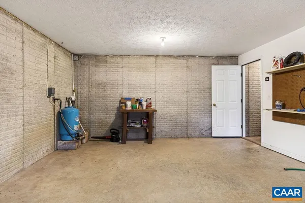 $459,000 | 9 Dogwood Lane, Nellysford, VA 22958