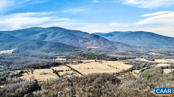 $459,000 | 9 Dogwood Lane, Nellysford, VA 22958