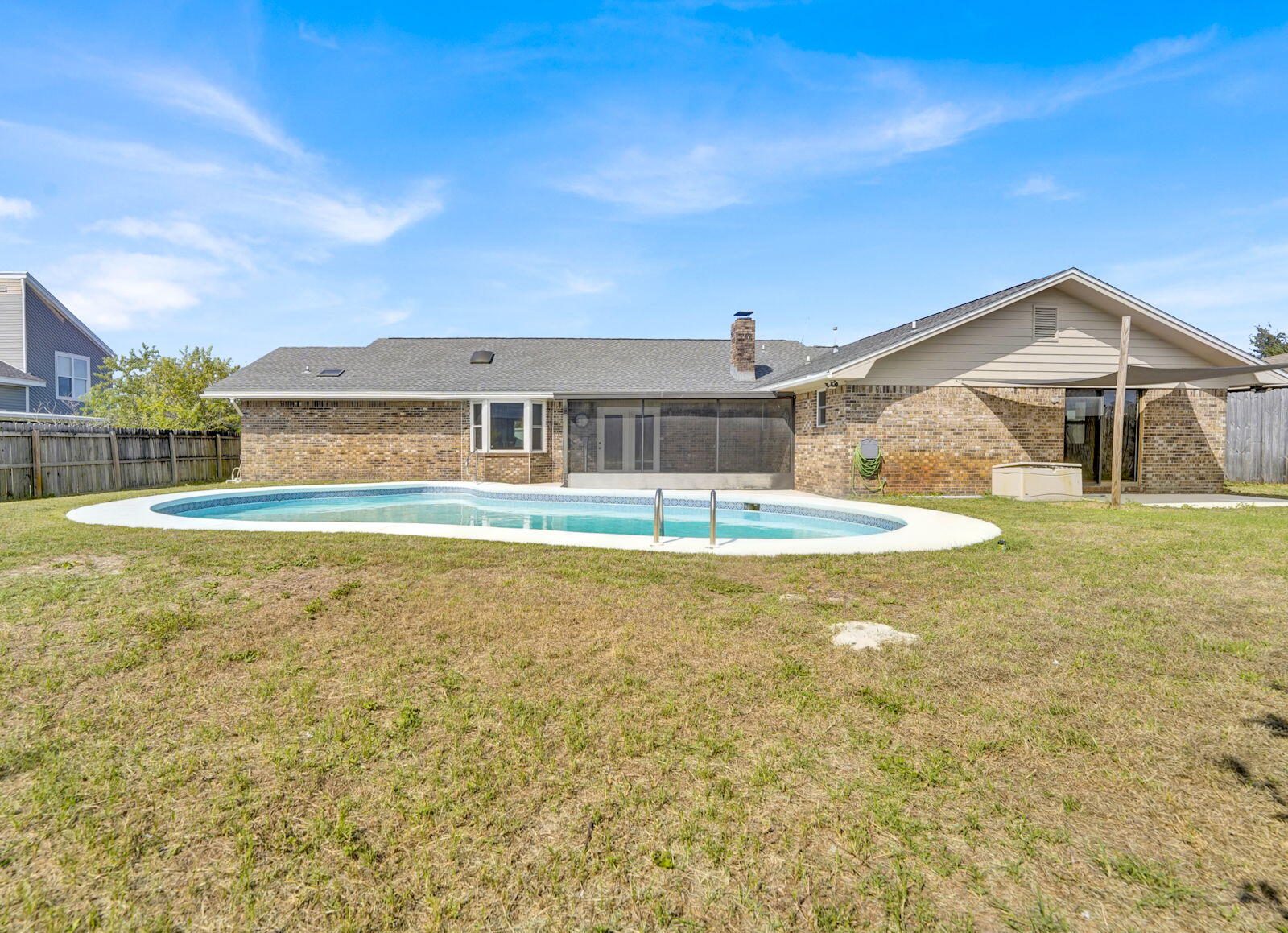 Panama City Family Home With Large Yard