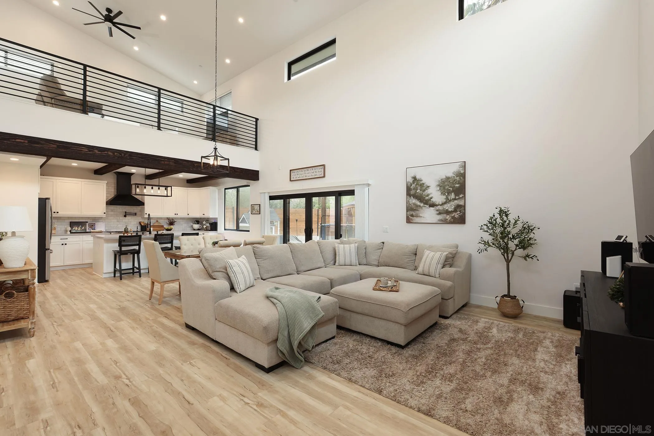 1686-88 Gecko Road Vista, CA 92083 - Photo 2 of 30 a living room with furniture