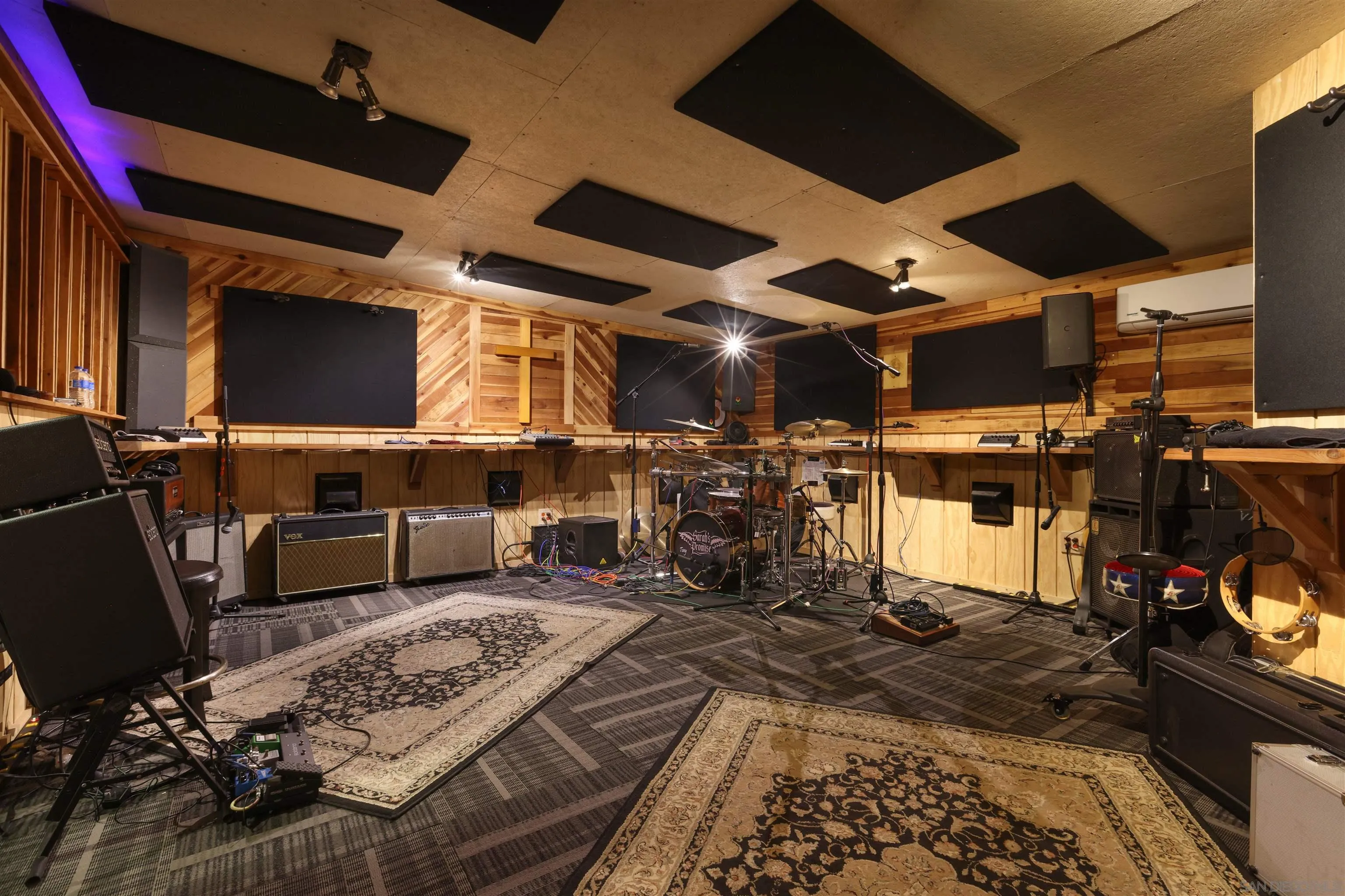 1686-88 Gecko Road Vista, CA 92083 - Photo 28 of 30 a view of a storage & utility room