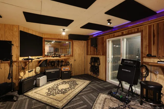 $2,050,000 | 1686-88 Gecko Road, Vista, CA 92083