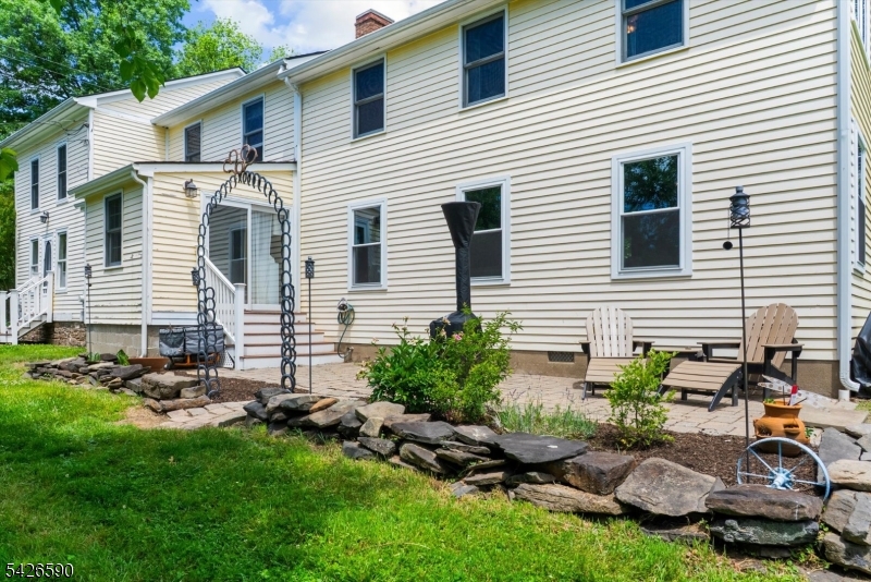 179 Lindbergh Road Hopewell, NJ 08525 - Photo 29 of 46 a view of backyard with sitting area