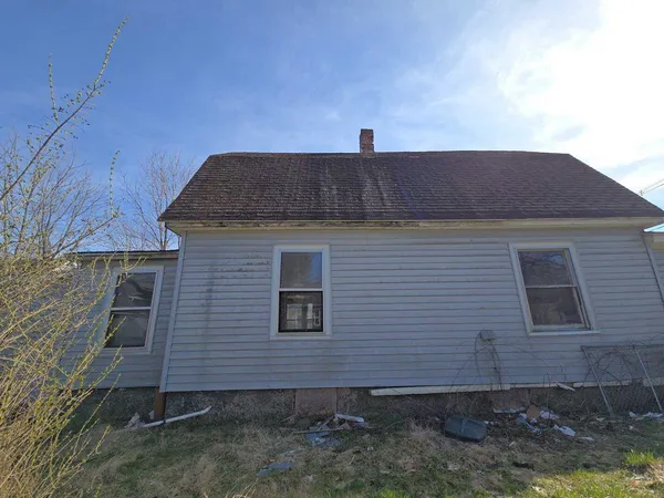 $30,000 | 707 South Eaton Street, Albion, MI 49224