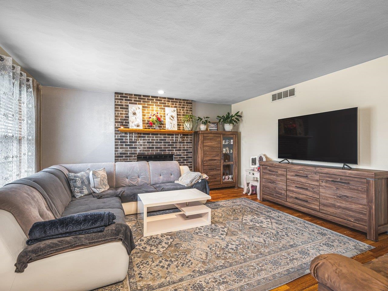 705 Bayfield Road Rockton, IL 61073 - Photo 4 of 27