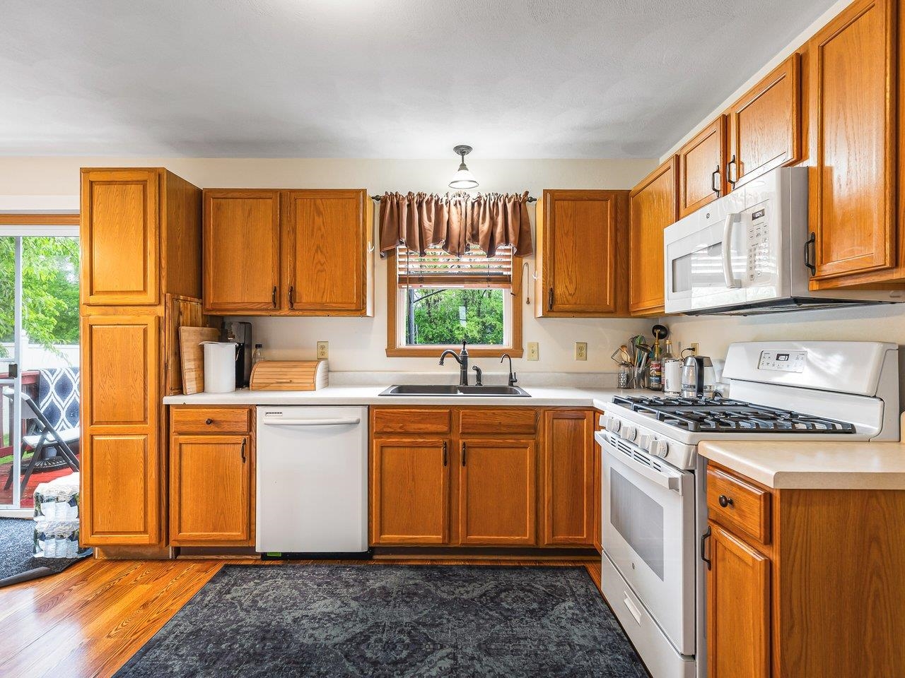 705 Bayfield Road Rockton, IL 61073 - Photo 6 of 27
