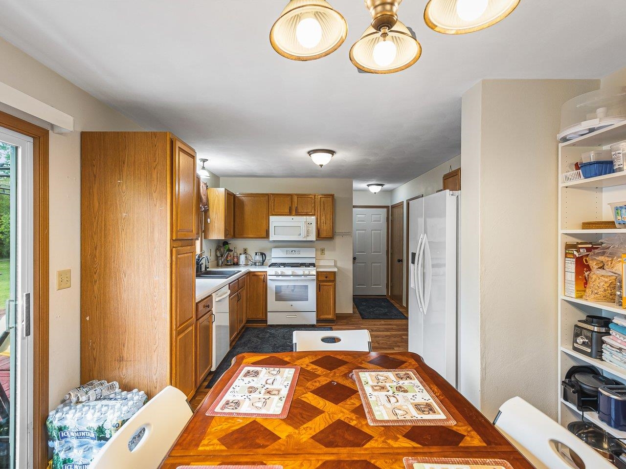 705 Bayfield Road Rockton, IL 61073 - Photo 10 of 27