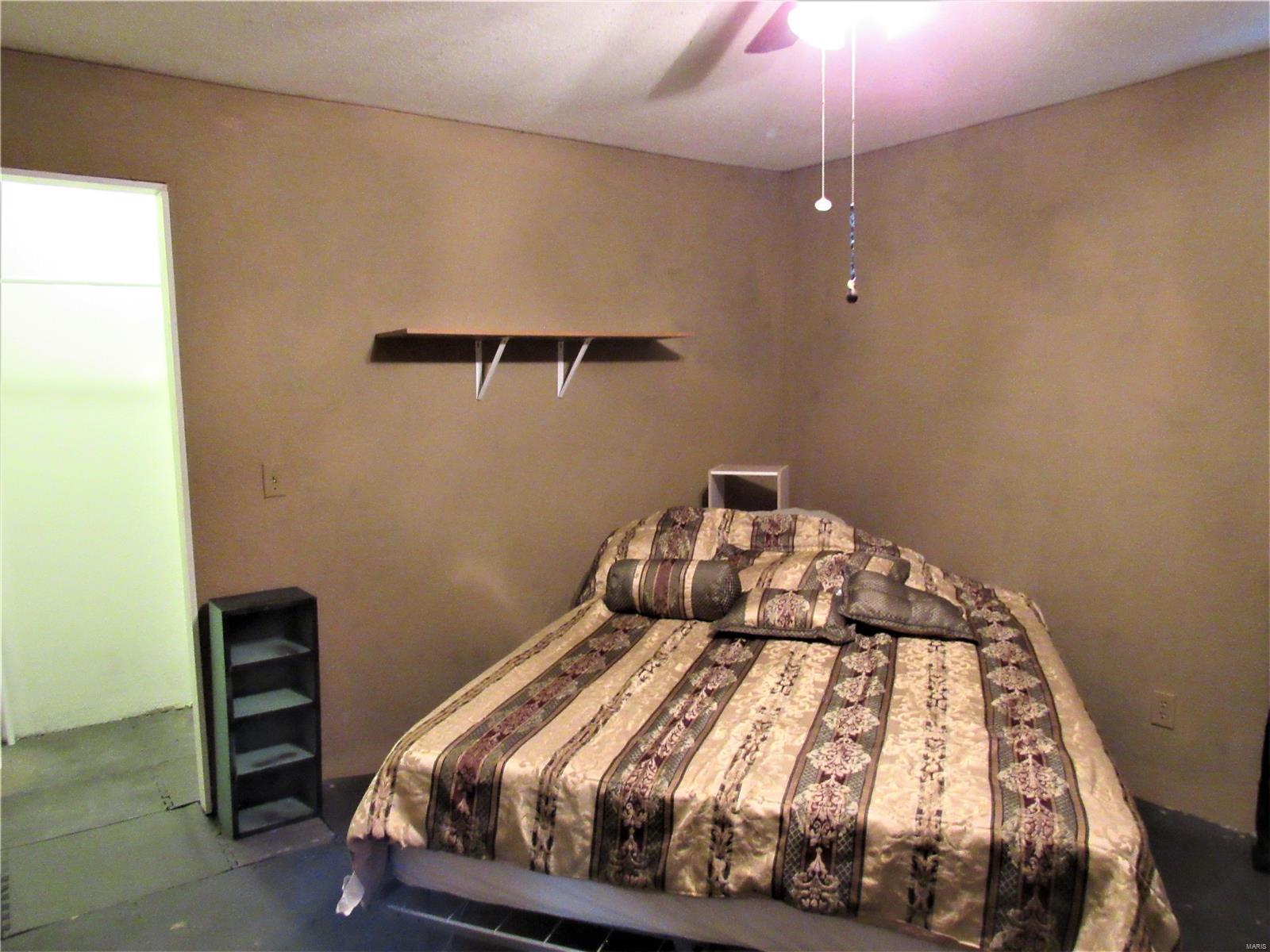 601 Olmstead Way Alton, IL 62002 - Photo 8 of 14 Gallery Image 8