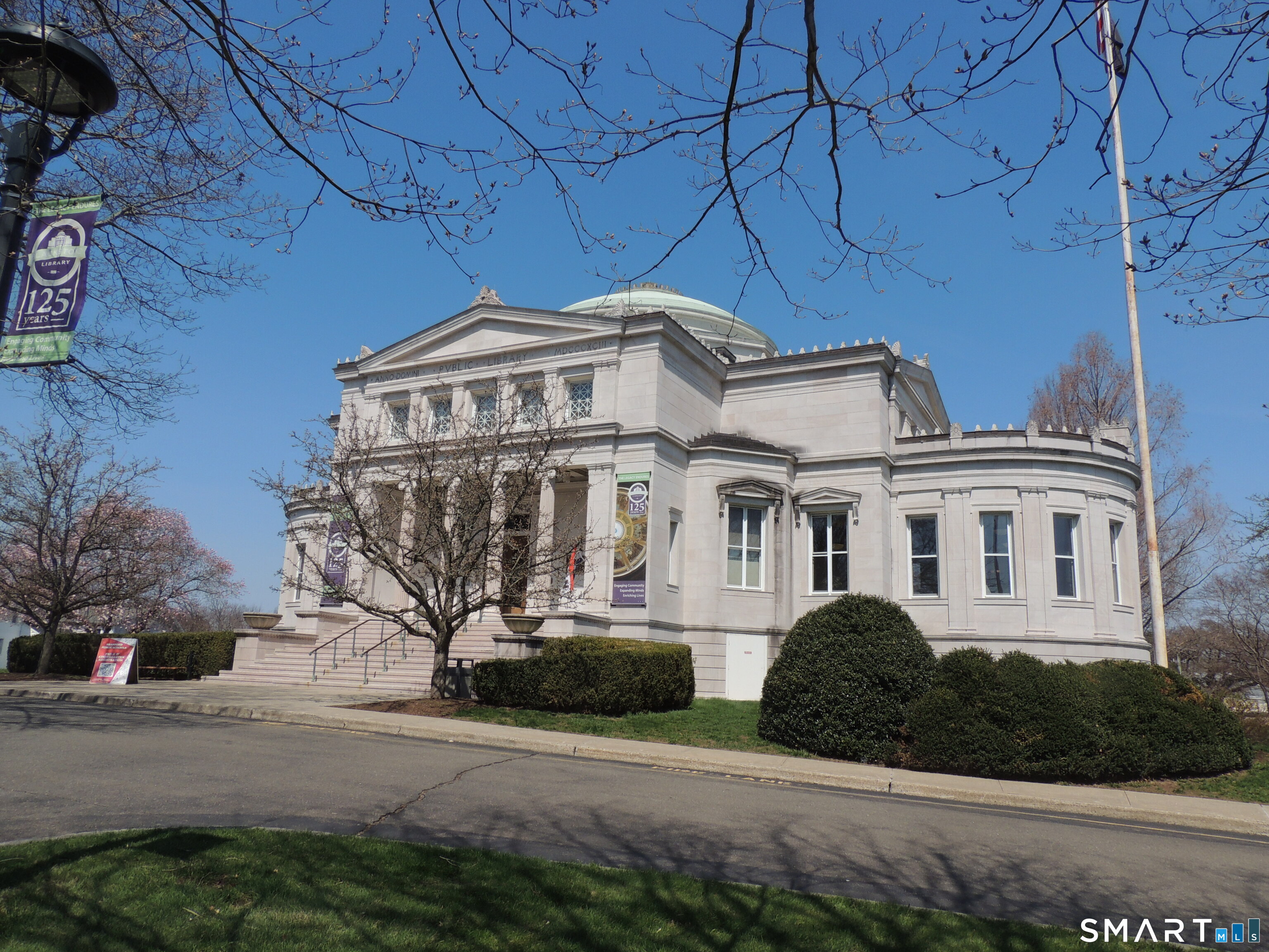 159 East Main Street, Unit 3 Branford, CT 06405 - Photo 16 of 20 Blackstone Library