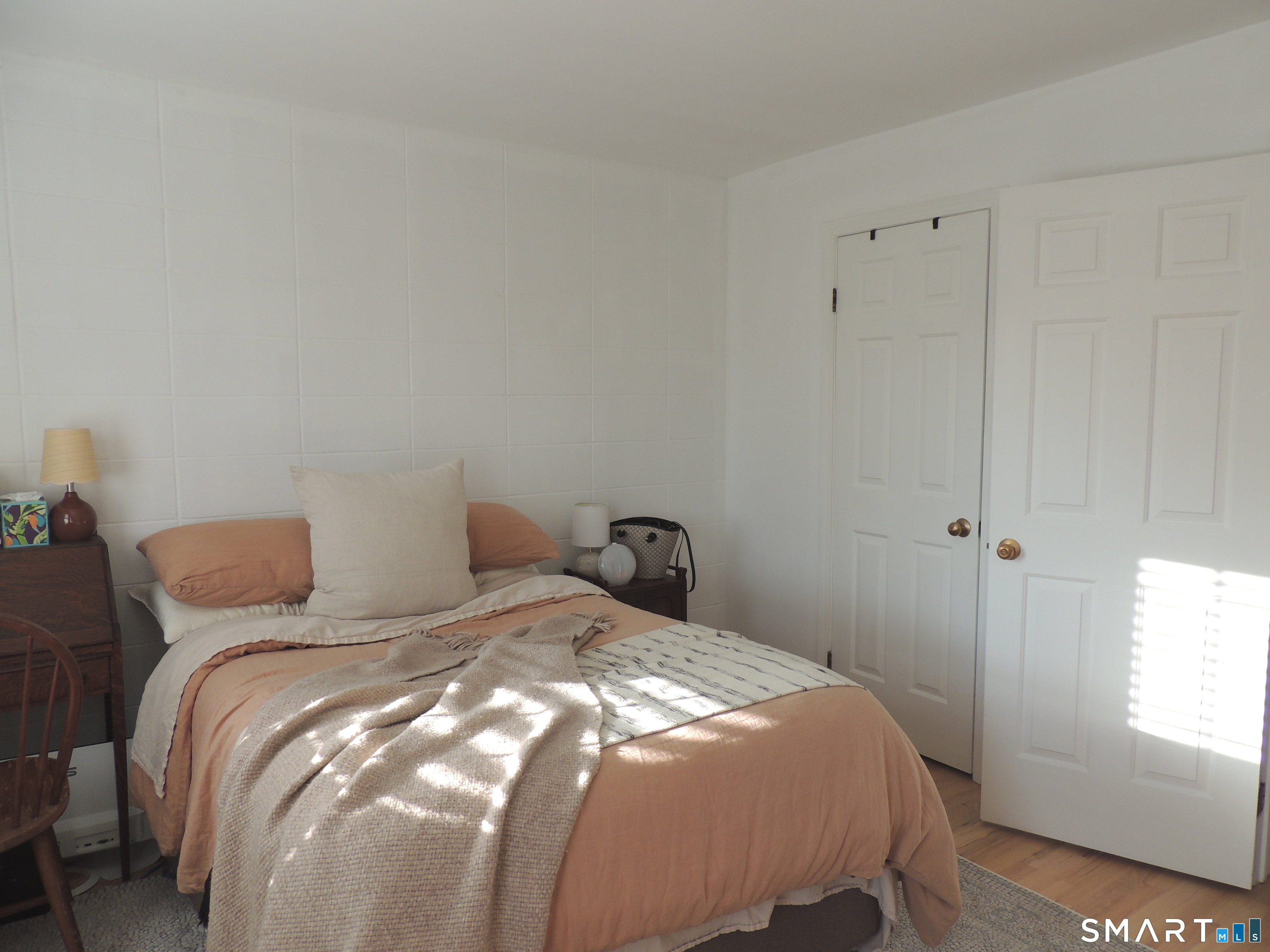 159 East Main Street, Unit 3 Branford, CT 06405 - Photo 8 of 20 Primary BR