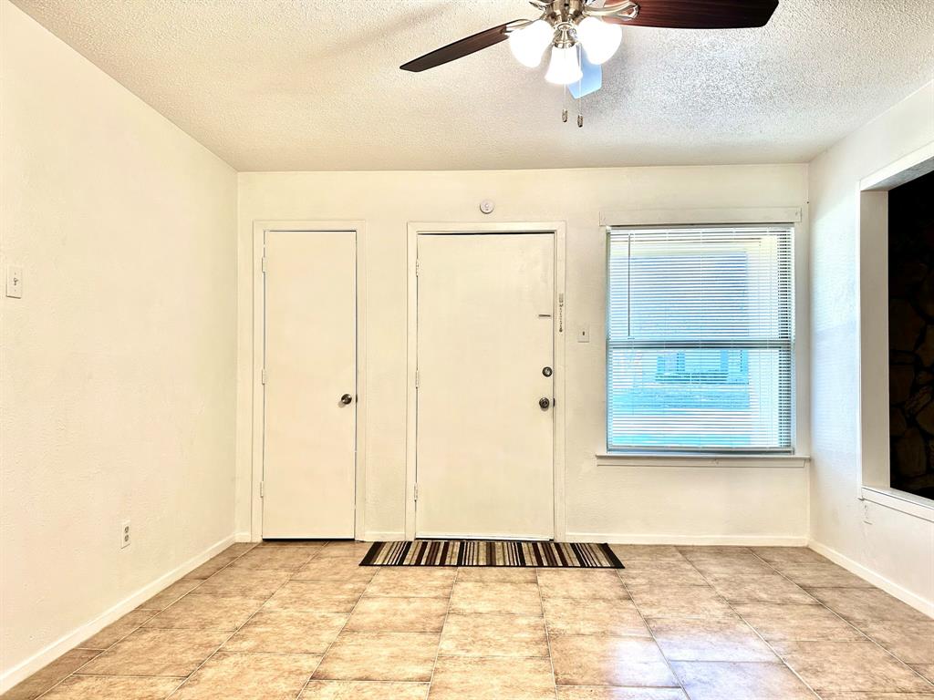 1528 Angel Fire Drive Dallas, TX 75253 - Photo 13 of 24