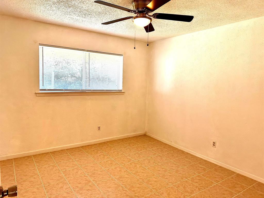 1528 Angel Fire Drive Dallas, TX 75253 - Photo 14 of 24