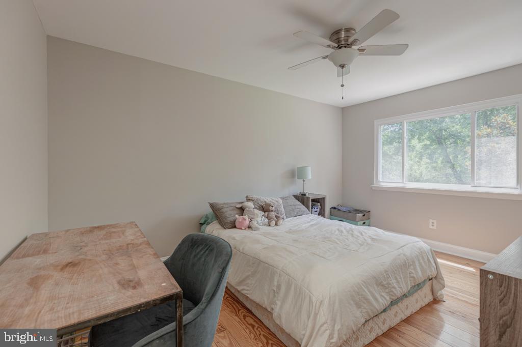 5532 Dunsmore Road Alexandria, VA 22315 - Photo 34 of 36 Third Bedroom