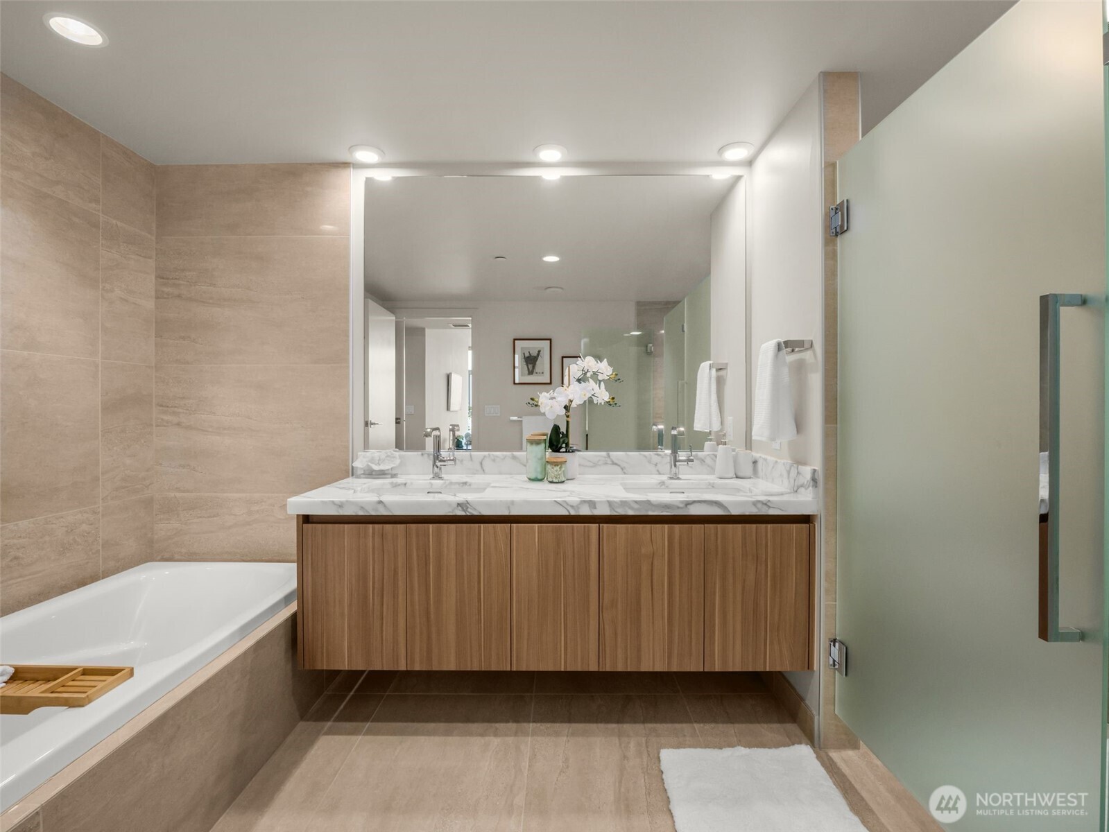 583 Battery Street, Unit 3802N Seattle, WA 98121 - Photo 19 of 32