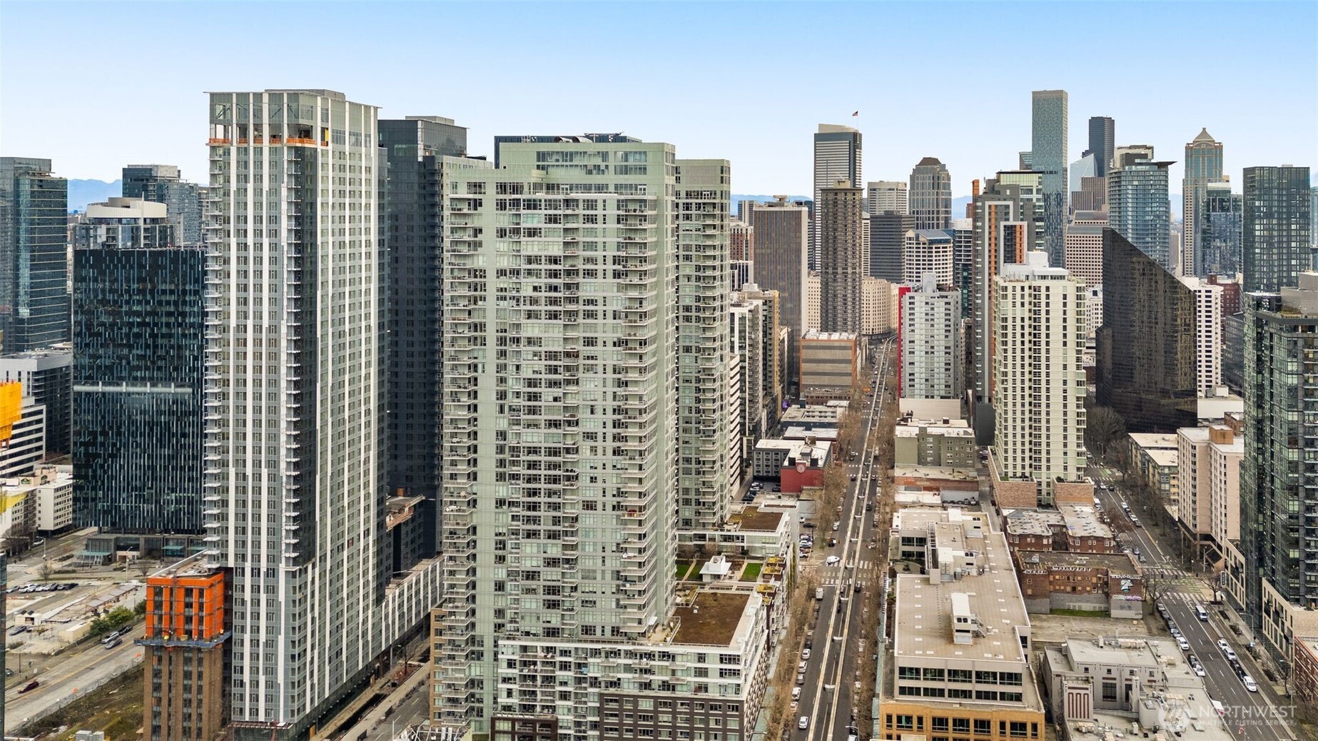 583 Battery Street, Unit 3802N Seattle, WA 98121 - Photo 29 of 32