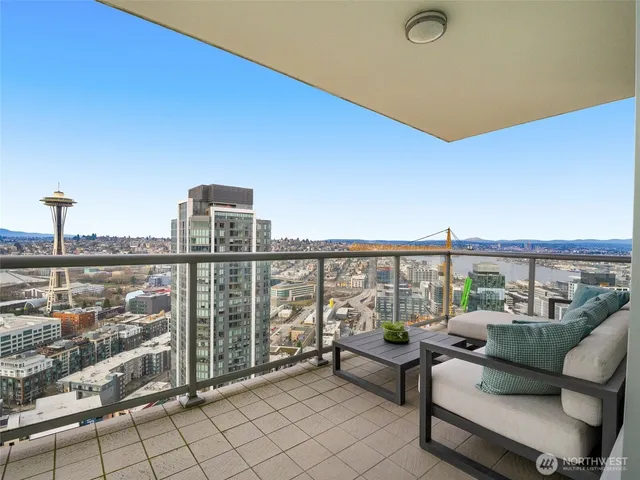 $2,435,000 | 583 Battery Street, Unit 3802N, Seattle, WA 98121